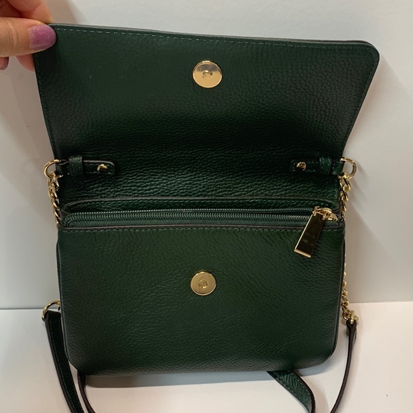 Like New Michael Kors Green Leather Crossbody Bag - Picture 4 of 14